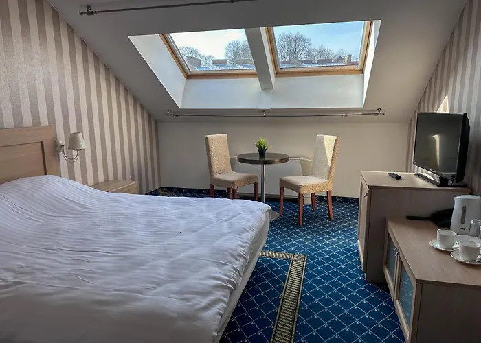All-In Rooms